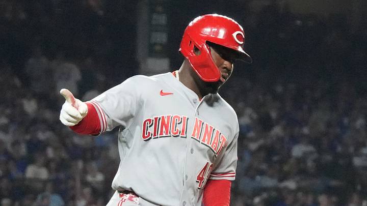 Cincinnati Reds right fielder Hector Rodriguez (43) runs the bases
