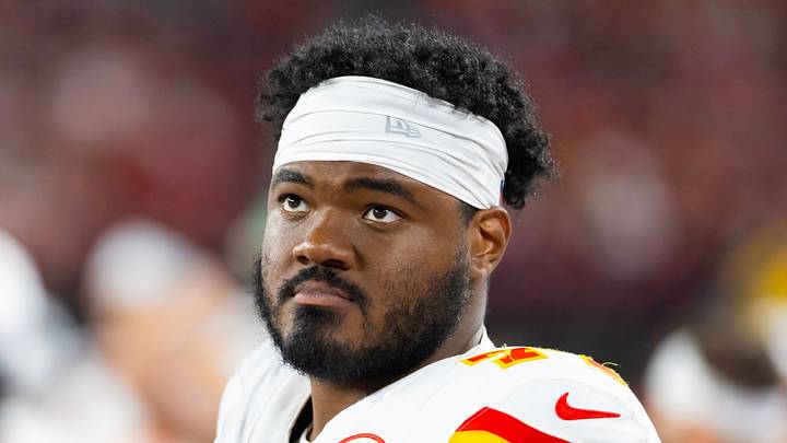 Kansas City Chiefs tackle Jaylon Moore (77)