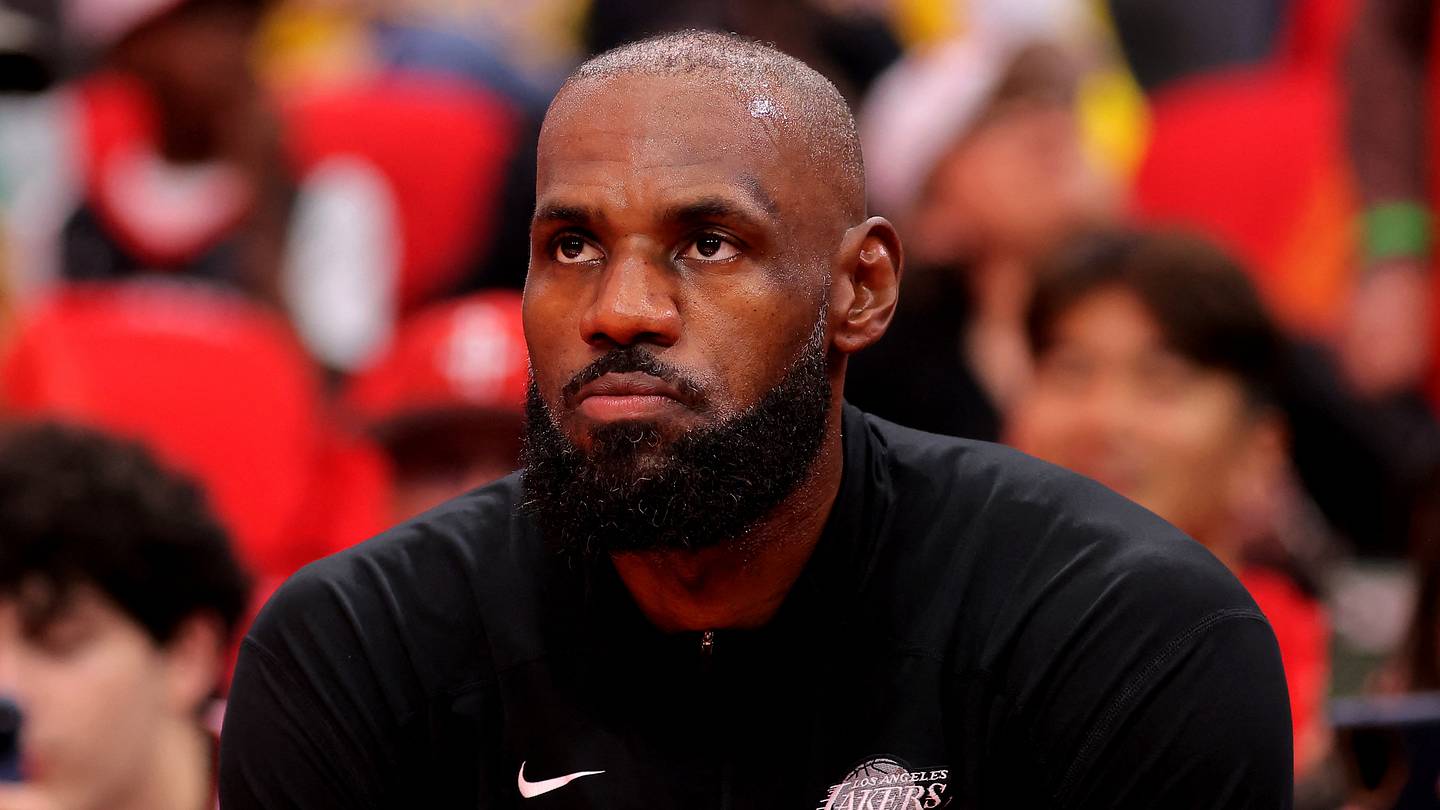 LeBron James taking page out of Karl Malone's playbook to win 1 last title