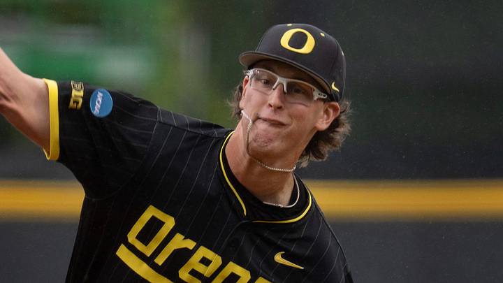 Oregon’s Cal Scolari pitches against Yale in the NCAA Eugene Regional Baseball Tournament at PK Park in Eugene May 29, 2026.