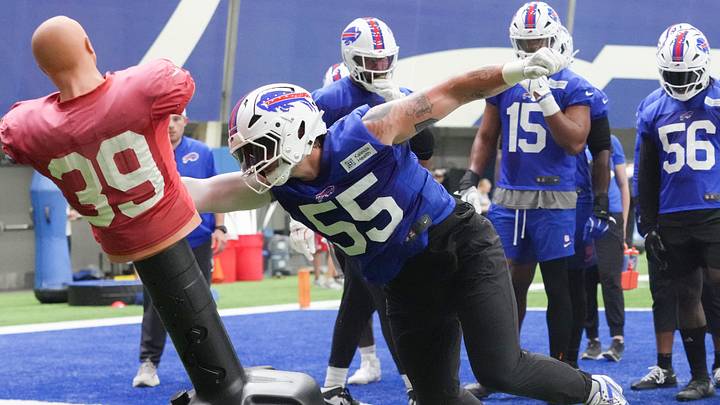 Buffalo Bills defensive end Michael Hoecht (55) trans during Buffalo Bills Minicamp. Buffalo Bills defensive end Michael Hoecht (55) trans during Buffalo Bills Minicamp.