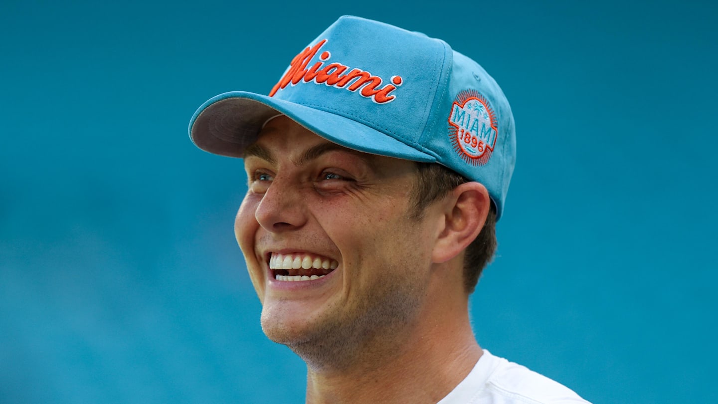 Dolphins quietly end QB experiment that never even got off the ground - Phin Phanatic