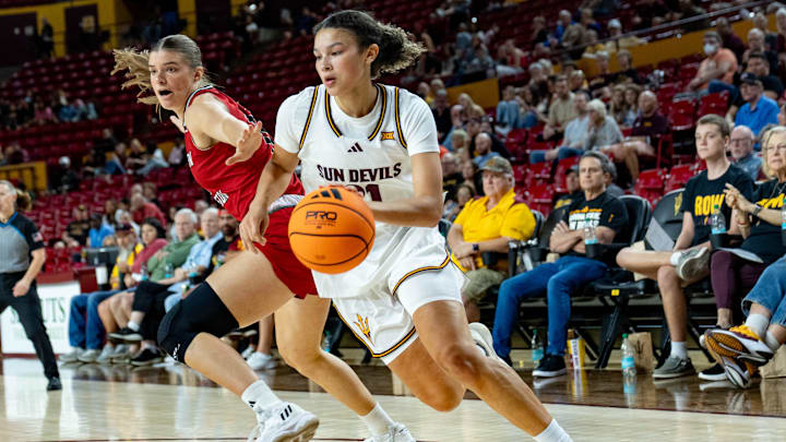 Arizona State Sun Devils McKinna Brackens (21) runs with the ball during a game against the Eastern Washington Eagles at Desert Financial Arena in Tempe, on Nov. 8, 2025.
