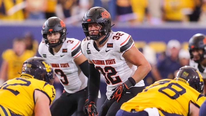 Oklahoma State Cowboys linebacker Ethan Wesloski. Oklahoma State Cowboys linebacker Ethan Wesloski.