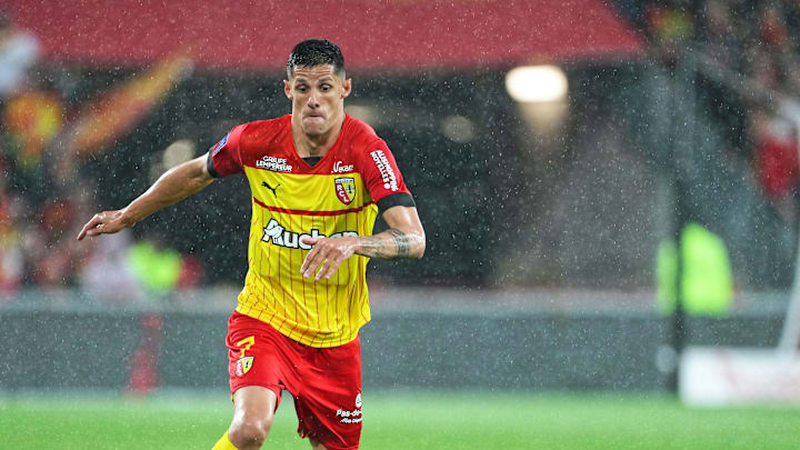 Florian Sotoca continue l'aventure avec Lens, toujours avec son numéro 7