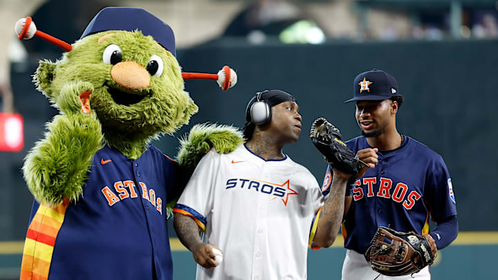 Texas Rangers v Houston Astros Texas Rangers v Houston Astros