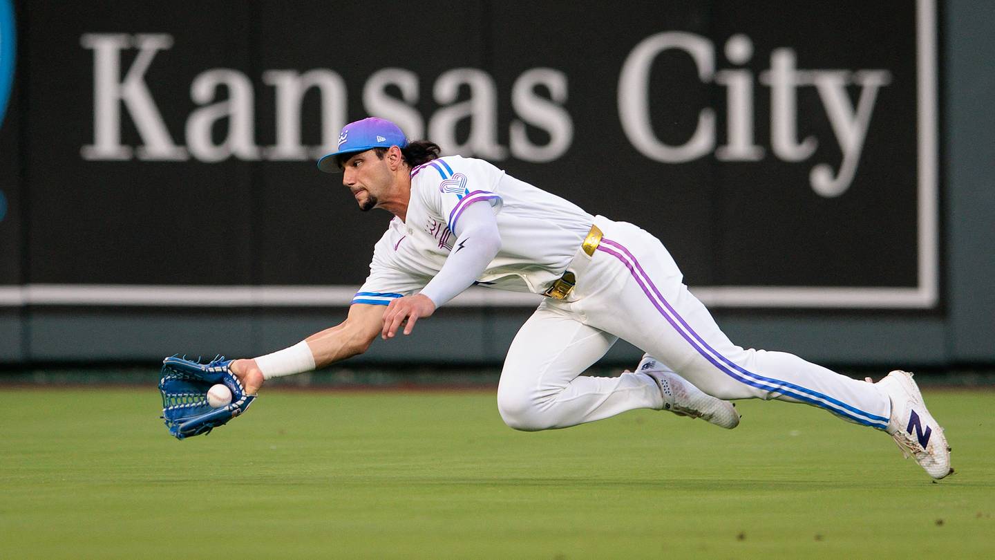 2 reasons Jac Caglianone should be Royals' first baseman, 2 why he should stay in outfield