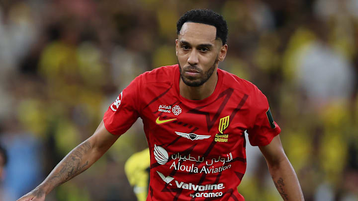 Pierre-Emerick Aubameyang se rapproche de Marseille. Pierre-Emerick Aubameyang se rapproche de Marseille.