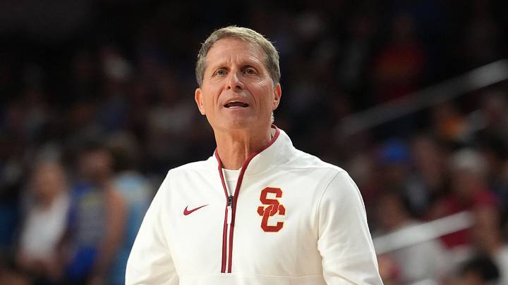Mar 7, 2026; Los Angeles, California, USA; Southern California Trojans head coach Eric Musselman reacts against the UCLA Bruins at the Galen Center. Mandatory Credit: Kirby Lee-Imagn Images Mar 7, 2026; Los Angeles, California, USA; Southern California Trojans head coach Eric Musselman reacts against the UCLA Bruins at the Galen Center. Mandatory Credit: Kirby Lee-Imagn Images