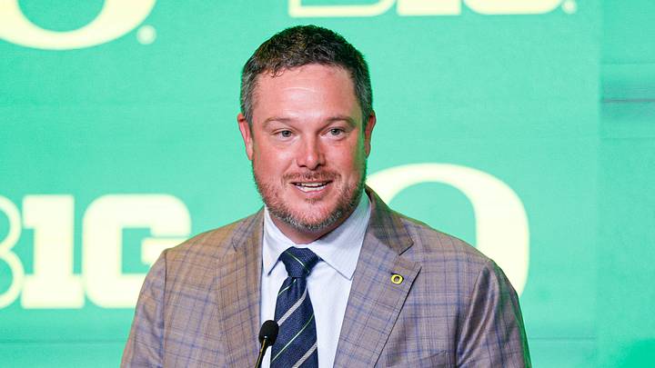 Jul 29, 2026; Chicago, IL, USA; Oregon Football head coach Dan Lanning speaks during Big Ten Media Days at Hilton Chicago. Mandatory Credit: Kamil Krzaczynski-Imagn Images Jul 29, 2026; Chicago, IL, USA; Oregon Football head coach Dan Lanning speaks during Big Ten Media Days at Hilton Chicago. Mandatory Credit: Kamil Krzaczynski-Imagn Images