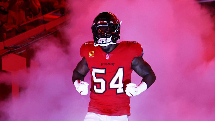 Tampa Bay Buccaneers linebacker Lavonte David runs out of the tunnel before the game Baltimore Ravens.