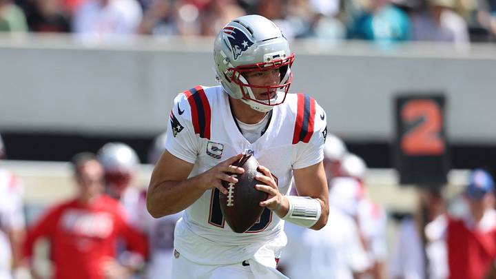 Sep 27, 2026; Jacksonville, Florida, USA;  New England Patriots quarterback Drake Maye (10) runs in the pocket during the first quarter against the Jacksonville Jaguars at EverBank Stadium.  Mandatory Credit: Morgan Tencza-Imagn Images