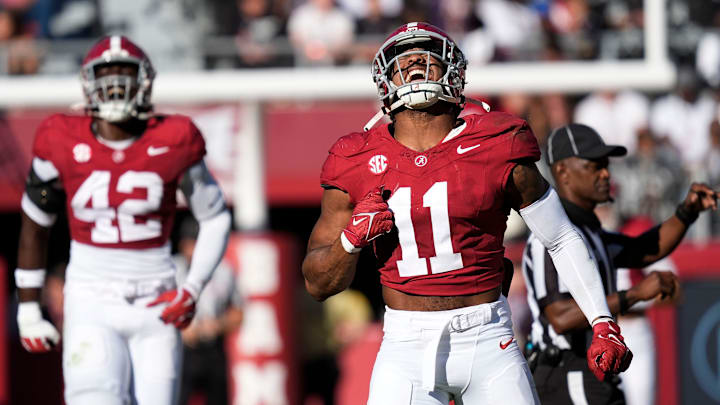 Nov 16, 2024; Tuscaloosa, AL, USA; Alabama Crimson Tide linebacker Jihaad Campbell (11) celebrates after sacking Mercer quarterback Whitt Newbauer (8) at Bryant-Denny Stadium. Mandatory Credit: Gary Cosby Jr.-Tuscaloosa News