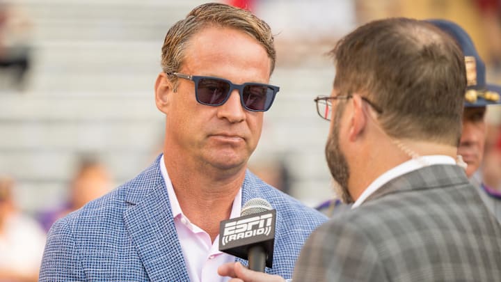The LSU Tigers have given Lane Kiffin a $98 million offer that he can go several ways with