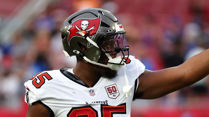 Tampa Bay Buccaneers defensive end Elijah Roberts (95) against the Buffalo Bills prior to the game at Raymond James Stadium. 