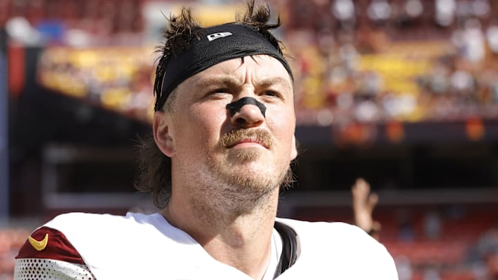 Washington Commanders tight end John Bates 