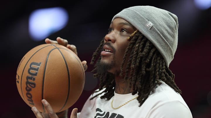 Apr 2, 2026; Portland, Oregon, USA; Portland Trail Blazers center Robert Williams III (35) warms up before a game against the New Orleans Pelicans at Moda Center. Mandatory Credit: Troy Wayrynen-Imagn Images