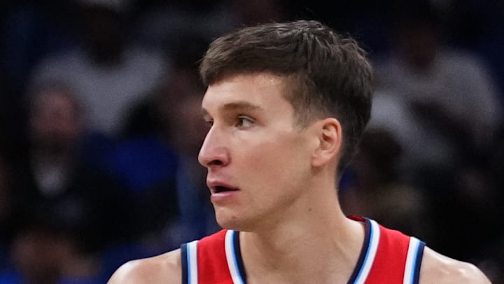 Bogdan Bogdanovic #10 of the Los Angeles Clippers dribbles against the Orlando Magic.
