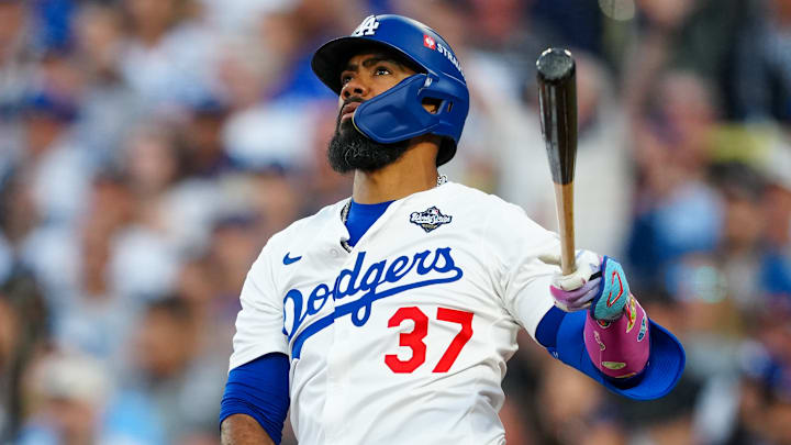 World Series - Toronto Blue Jays v Los Angeles Dodgers - Game 3 World Series - Toronto Blue Jays v Los Angeles Dodgers - Game 3