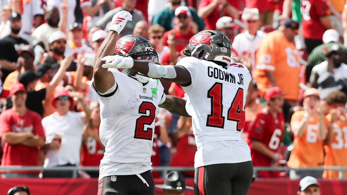 Why Mike Evans’ departure won’t end the Buccaneers’ run in the NFC South