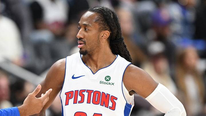 Oct 5, 2026; Detroit, Michigan, USA;  Detroit Pistons head coach J.B. Bickerstaff talks with Detroit Pistons guard Daniss Jenkins (24) during their game against the Phoenix Suns  in the third quarter at Little Caesars Arena.  Mandatory Credit: Lon Horwedel-Imagn Images