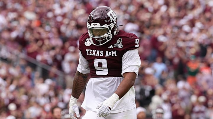 Texas A&M Aggies defensive end Cashius Howell reacts during the first half of the first round game of the College Football Playoff