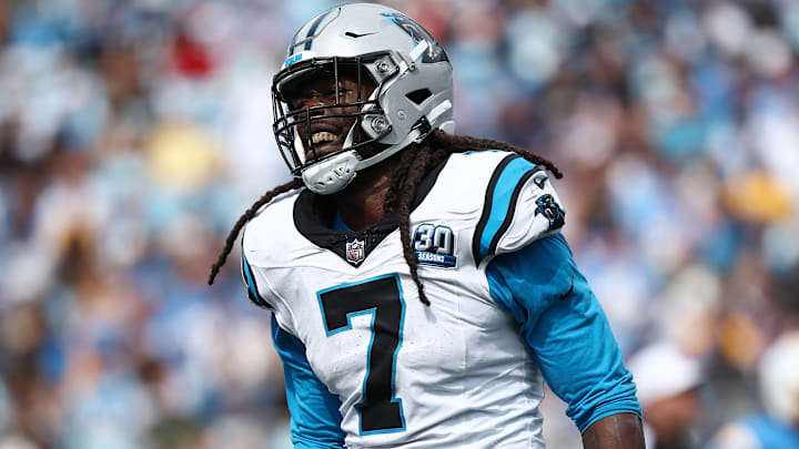 Carolina Panthers edge rusher Jadeveon Clowney