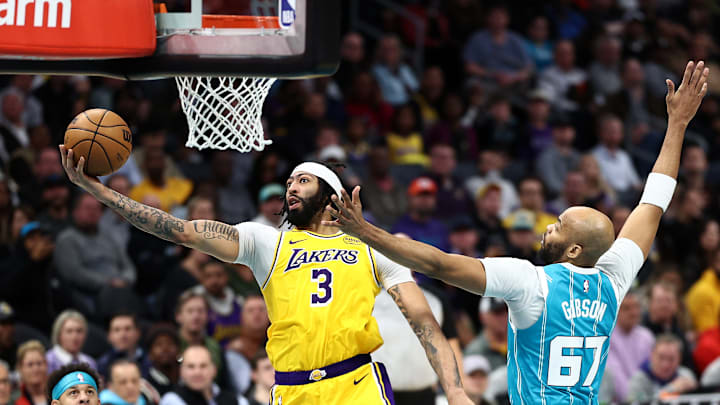 Los Lakers tuvieron que enviar a los Mavericks a Anthony Davis a inicios de febrero para obtener a Luka Doncic 