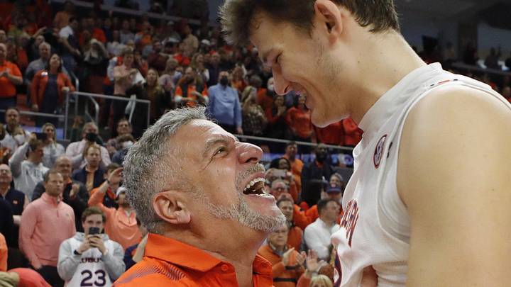 Walker Kessler's career was changed by transferring to the Auburn Tigers and Bruce Pearl from the UNC Tar Heels