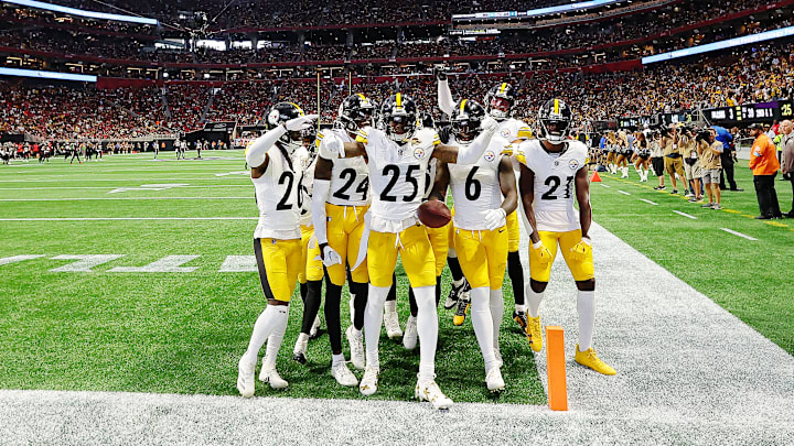 Pittsburgh Steelers v Atlanta Falcons