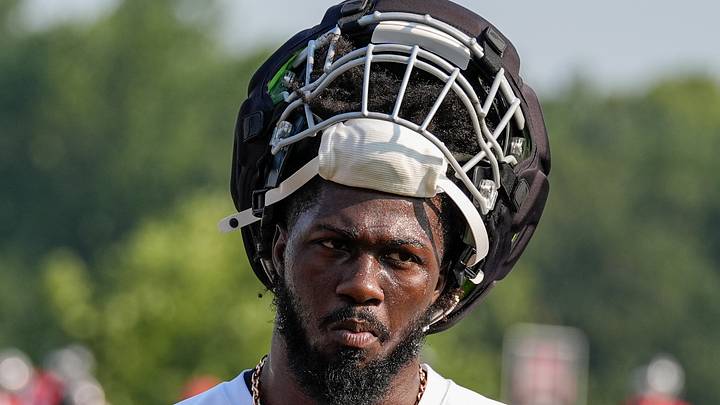 Jul 30, 2026; Atlanta, Falcons, USA; Atlanta Falcons linebacker Jalon Walker (11) takes a break on the field during training camp at IBM Performance Field. Mandatory Credit: Dale Zanine-Imagn Images
