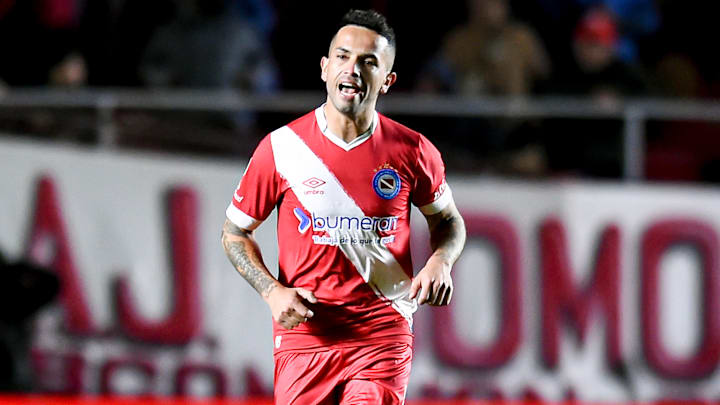 Vasco é o segundo clube brasileiro da carreira de Carabajal