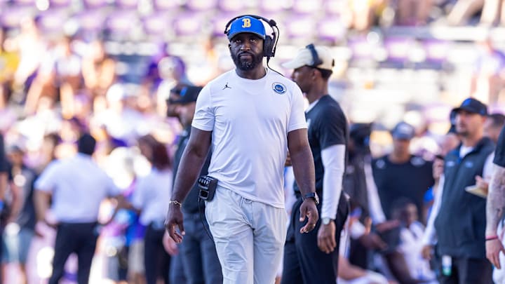 Sep 21, 2024; Baton Rouge, Louisiana, USA; UCLA Bruins head coach DeShaun Foster looks on during the second half against the LSU Tigers at Tiger Stadium. Mandatory Credit: Stephen Lew-Imagn Images Sep 21, 2024; Baton Rouge, Louisiana, USA; UCLA Bruins head coach DeShaun Foster looks on during the second half against the LSU Tigers at Tiger Stadium. Mandatory Credit: Stephen Lew-Imagn Images