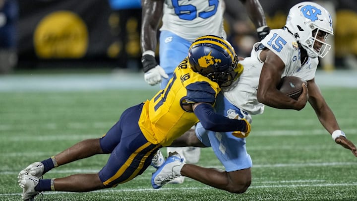 Dec 27, 2023; Charlotte, NC, USA; West Virginia Mountaineers cornerback Beanie Bishop Jr. (11)