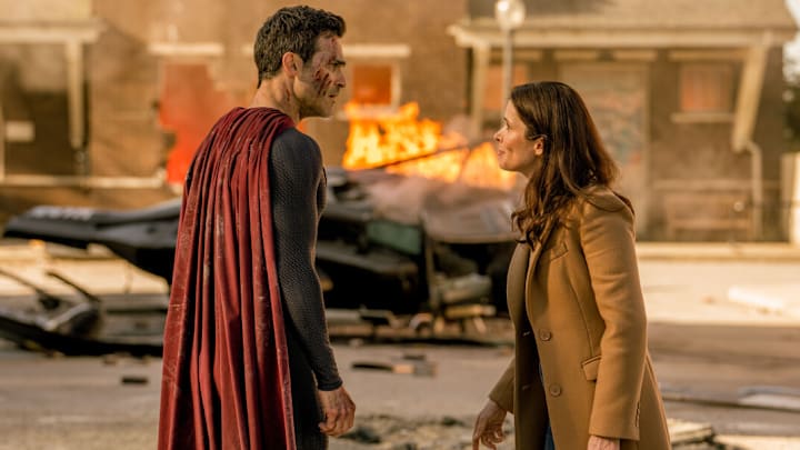 Superman and Lois -- "It Went by So Fast" -- Image Number: "SML410_0009r" -- Pictured (L-R): Tyler Hoechlin as Superman and Elizabeth Tulloch as Lois Lane -- Photo Credit: Colin Bentley/The CW -- © 2024 The CW Network, LLC. All Rights Reserved.