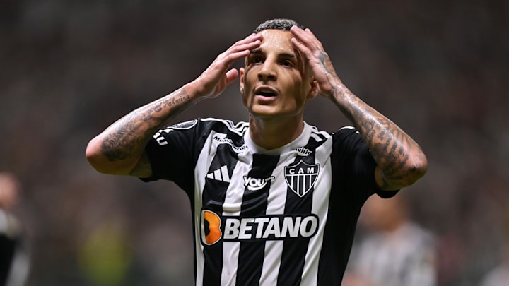 Arana sentiu problema muscular contra o Vasco