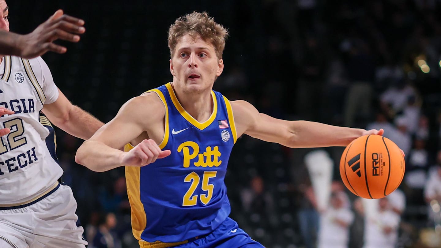 Pitt Blows Out Georgia Tech for First ACC Win