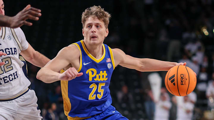 Jan 14, 2026; Atlanta, Georgia, USA; Pittsburgh Panthers guard Nojus Indrusaitis (25) drives to the basket against the Georgia Tech Yellow Jackets in the first half at McCamish Pavilion. Mandatory Credit: Brett Davis-Imagn Images
