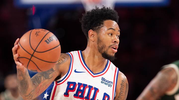 Oct 24, 2026; Philadelphia, Pennsylvania, USA; Philadelphia 76ers guard Anfernee Simons (5) controls the ball against the Milwaukee Bucks during the second quarter at Xfinity Mobile Arena. Mandatory Credit: Bill Streicher-Imagn Images Oct 24, 2026; Philadelphia, Pennsylvania, USA; Philadelphia 76ers guard Anfernee Simons (5) controls the ball against the Milwaukee Bucks during the second quarter at Xfinity Mobile Arena. Mandatory Credit: Bill Streicher-Imagn Images