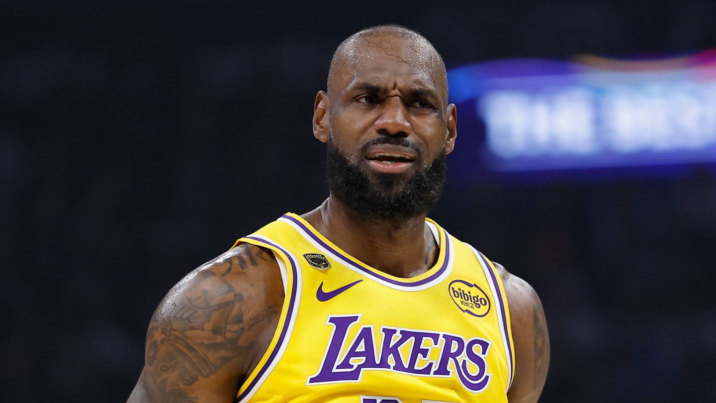 Lakers face the same LeBron James challenge after his comments at 76ers Media Day