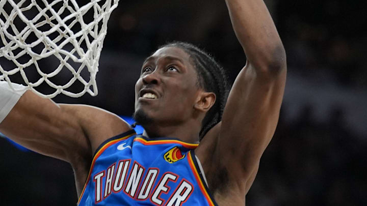 Mar 2, 2025; San Antonio, Texas, USA;  Oklahoma City Thunder forward Jalen Williams (8) dunks in the second half against the San Antonio Spurs at Frost Bank Center. Mandatory Credit: Daniel Dunn-Imagn Images