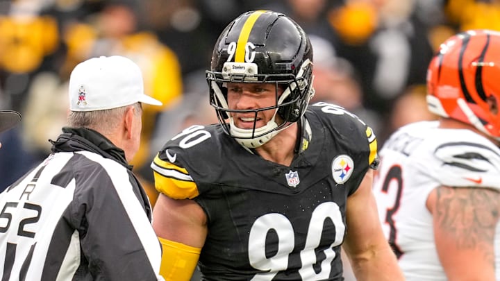 Pittsburgh Steelers linebacker T.J. Watt (90) exchanges words with a referee after being flagged for roughing the passer in the second quarter of the NFL Week 11 game between the Pittsburgh Steelers and the Cincinnati Bengals at Acrisure Stadium in Pittsburgh on Sunday, Nov. 16, 2025. The Steelers led 10-6 at halftime.