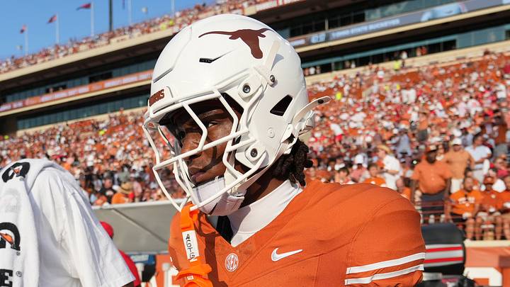 Texas Longhorns wide receiver Cam Coleman (8) walks on field before the game against the Ohio State Buckeyes at Darrell K Royal-Texas Memorial Stadium. Texas Longhorns wide receiver Cam Coleman (8) walks on field before the game against the Ohio State Buckeyes at Darrell K Royal-Texas Memorial Stadium.