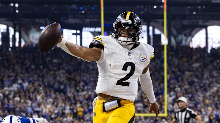 Pittsburgh Steelers v Indianapolis Colts