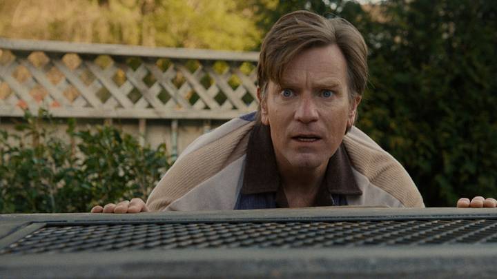 EWAN McGREGOR as Greg Platt in “The End of Oak Street,” A Warner Bros. Pictures release. Photo Courtesy Warner Bros. Pictures