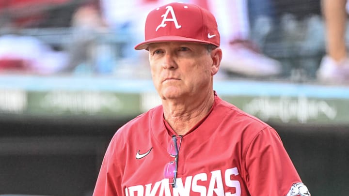 Arkansas Razorbacks coach Dave Van Horn probably sharing fans' concerns over problems with pitching staff in recent games.