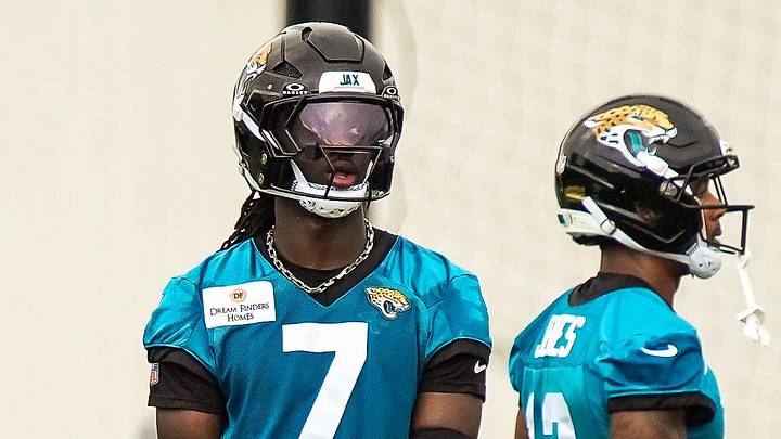 Jacksonville Jaguars wide receiver Brian Thomas Jr. (7) gloves up before running drills during the second day of minicamp at the Miller Electric Center, Wednesday, June 10, 2026, in Jacksonville. 