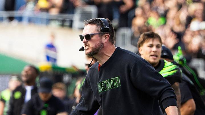 Ducks coach Dan Lanning Ducks coach Dan Lanning