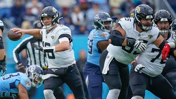 Jacksonville Jaguars quarterback Mac Jones (10) looks downfield during the second quarter at Nissan Stadium in Nashville, Tenn., Sunday, Dec. 8, 2024.