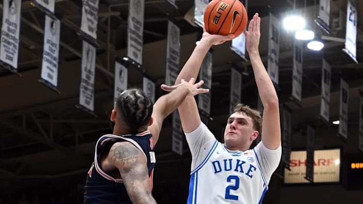 Cooper Flagg and Johni Broome are battling for the adulation of the college basketball world as Duke and Auburn vie for the No. 1 ranking